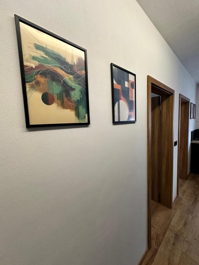Strateny Kluc Revúca Buitenkant foto